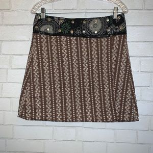 Adjustable & Reversible Skirt
